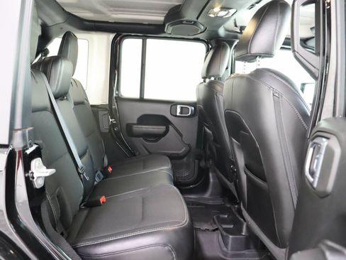Used 2023 Jeep Wrangler Unlimited Sport AWD/4WD image 18