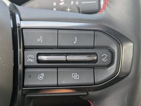 Used 2025 GMC Yukon AT4 Ultimate image 21