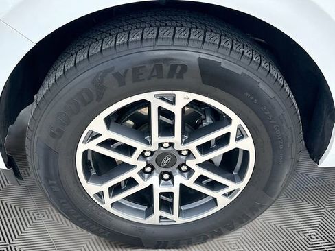 Used 2025 Ford Expedition Max Active image 33