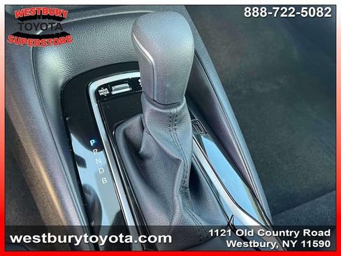 Used 2025 Toyota Corolla SE w/ Convenience Package FWD image 31