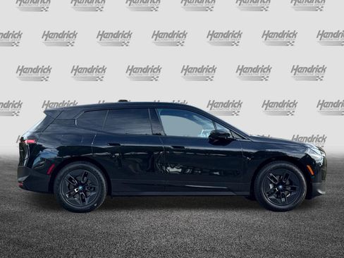 Used 2024 BMW iX xDrive50 AWD/4WD image 3
