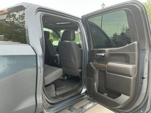 Used 2021 Chevrolet Silverado 1500 LT Trail Boss w/ Convenience Package II AWD/4WD image 21