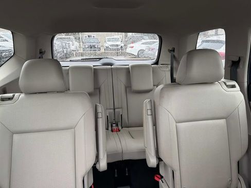 Used 2019 Volkswagen Atlas SE FWD image 12