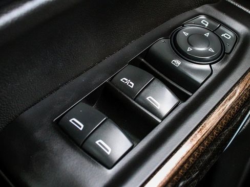 Used 2022 Chevrolet Silverado 1500 LT Trail Boss w/ LT Trail Boss Premium Package image 10