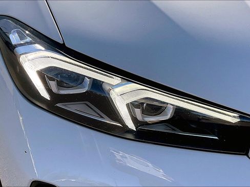 Used 2023 BMW M340i xDrive image 32