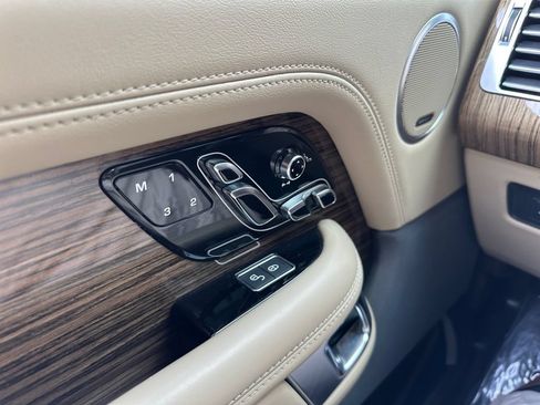 Used 2019 Land Rover Range Rover HSE AWD/4WD image 30