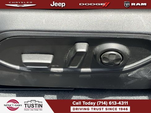 Used 2023 Jeep Grand Cherokee 4WD 4xe image 24