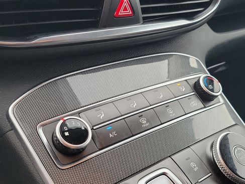 Used 2023 Hyundai Santa Fe SE image 27