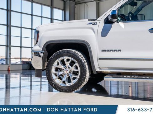 Used 2016 GMC Sierra 1500 SLT w/ SLT Premium Package image 24