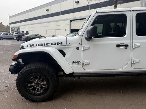 Used 2023 Jeep Wrangler Unlimited Rubicon 392 image 8