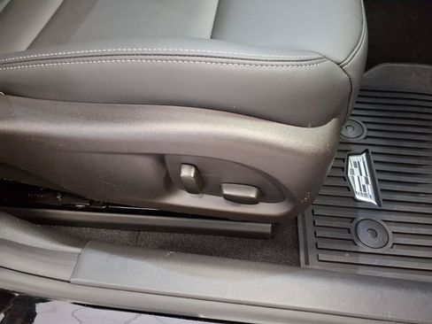 Certified 2024 Cadillac CT4 Luxury w/ Sun And Sound Package RWD image 11