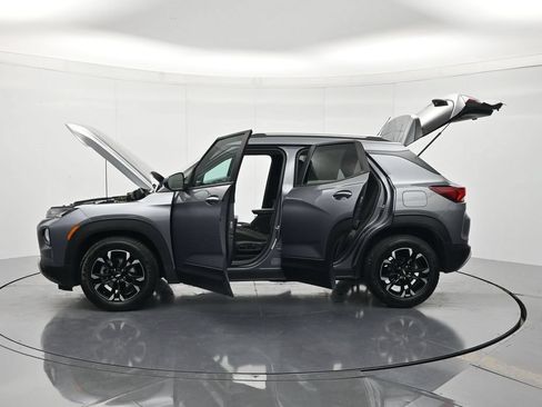 Used 2021 Chevrolet TrailBlazer LT w/ Convenience Package FWD image 46