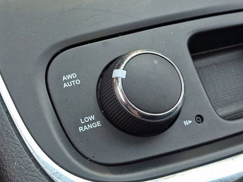 Used 2015 Dodge Durango R/T w/ Blacktop Package AWD/4WD image 29