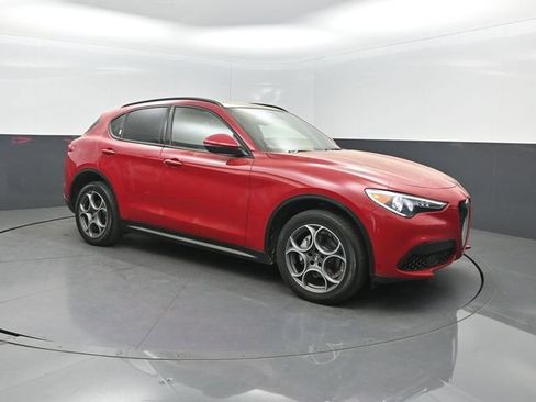 Used 2023 Alfa Romeo Stelvio Sprint AWD/4WD image 40