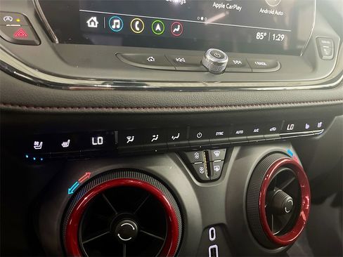 Used 2023 Chevrolet Blazer RS w/ Enhanced Convenience Package image 21