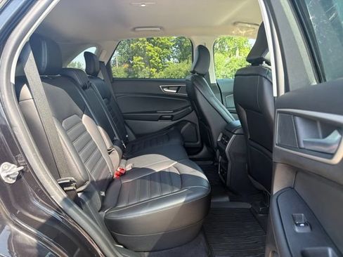 Used 2024 Ford Edge SEL w/ Convenience Package AWD/4WD image 12