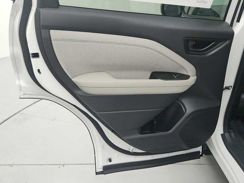New 2026 Subaru Forester Premium AWD/4WD image 23