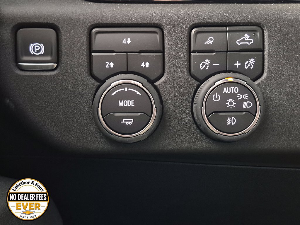 Used 2026 Chevrolet Silverado 3500 LT w/ All Star Edition AWD/4WD image 18