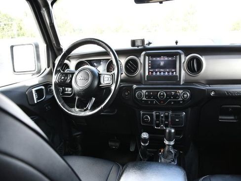 Used 2018 Jeep Wrangler Unlimited Sport S AWD/4WD image 28