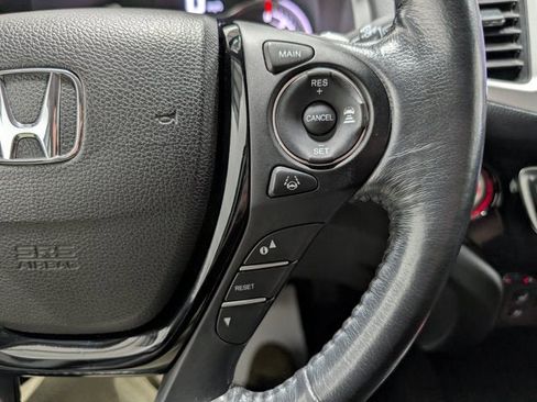 Used 2017 Honda Pilot Elite image 24