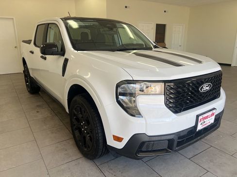 New 2025 Ford Maverick XLT w/ XLT Luxury Package AWD/4WD image 4