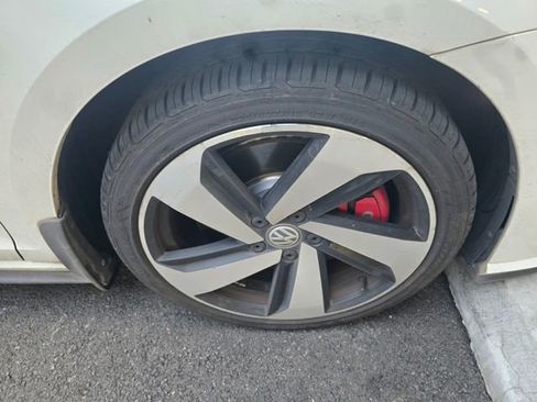 Used 2020 Volkswagen GTI S FWD image 10