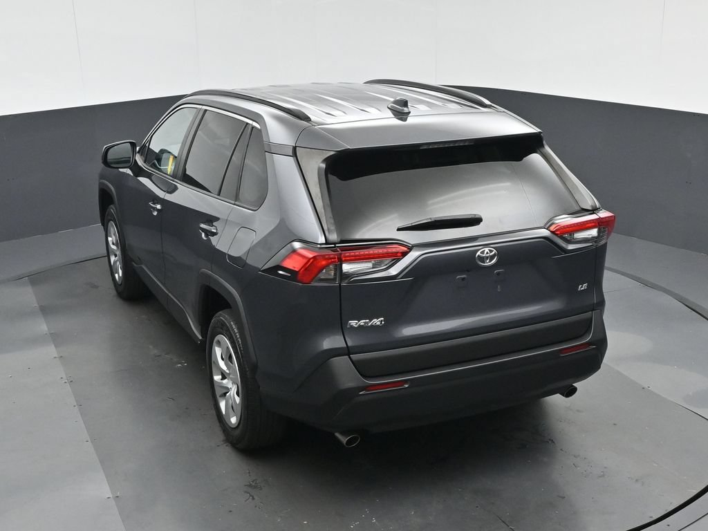 Used 2021 Toyota RAV4 LE FWD image 54