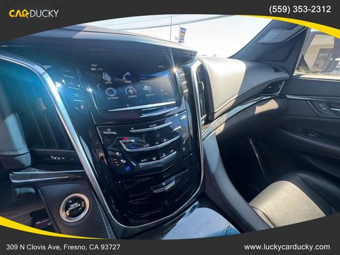 Used 2019 Cadillac Escalade Platinum w/ Escalade Sport Edition AWD/4WD image 14
