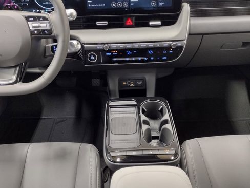 New 2026 Hyundai Ioniq 5 SEL AWD/4WD image 38