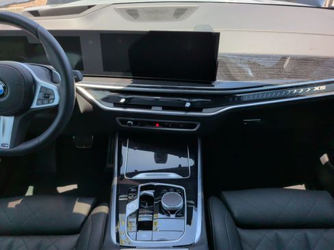 Used 2026 BMW X5 sDrive40i w/ M Sport Package RWD image 34