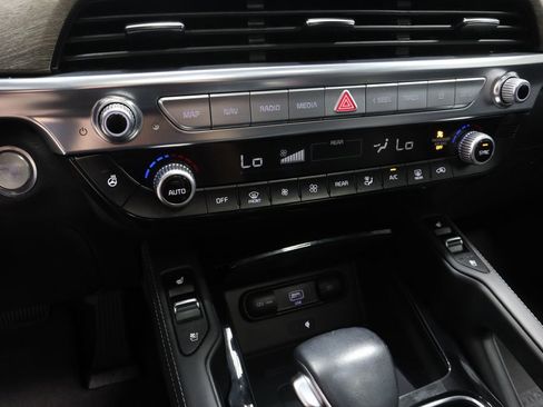 Used 2022 Kia Telluride EX w/ EX Premium Package AWD/4WD image 35