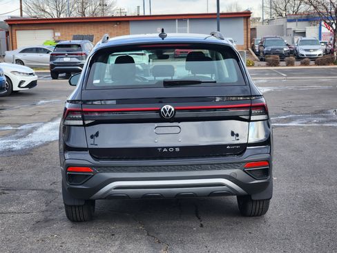 New 2026 Volkswagen Taos S image 5