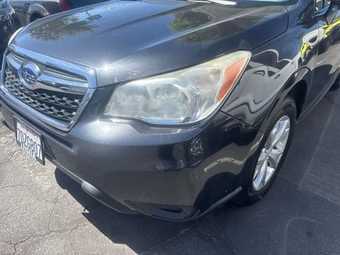 Used 2014 Subaru Forester 2.5i Premium w/ All-Weather Package AWD/4WD image 8