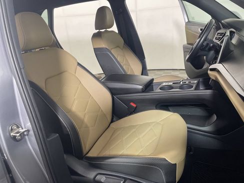 Certified 2024 Volkswagen Atlas Cross Sport SE AWD/4WD image 23