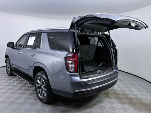 Used 2021 Chevrolet Tahoe LT w/ Luxury Package RWD image 33