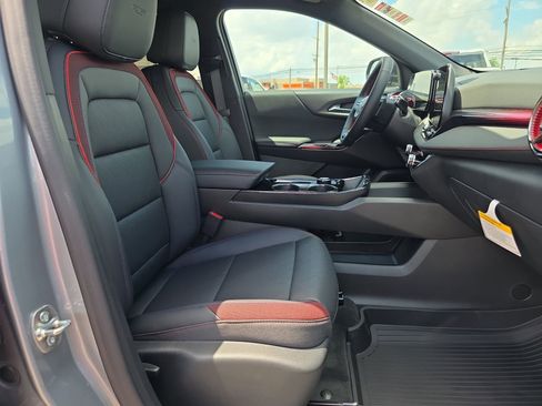 New 2026 Chevrolet Equinox RS FWD image 15