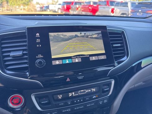 Used 2019 Honda Pilot Touring image 20