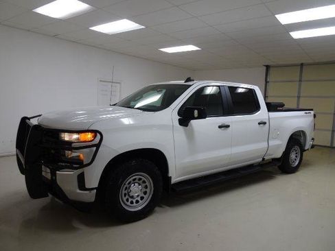 Used 2020 Chevrolet Silverado 1500 W/T w/ WT Convenience Package AWD/4WD image 3