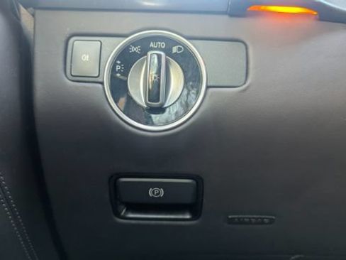 Used 2018 Mercedes-Benz GLE 350 4MATIC image 30