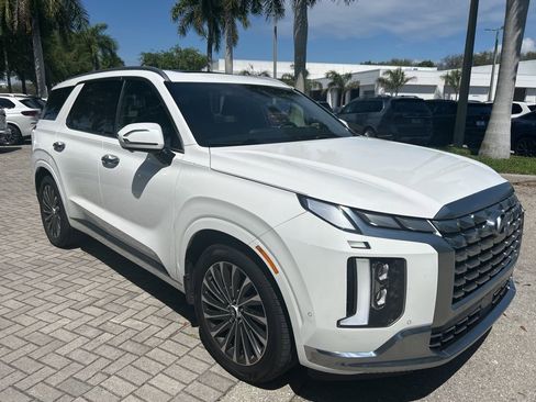Used 2023 Hyundai Palisade Calligraphy image 34
