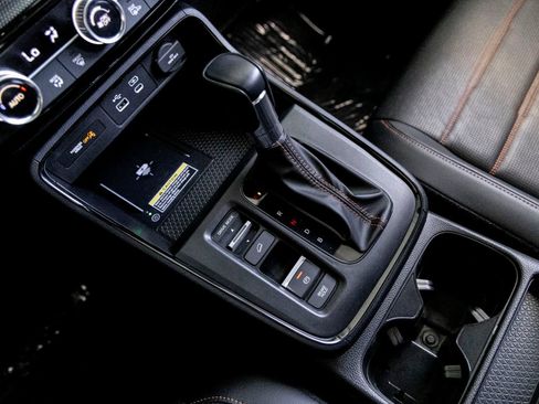 Used 2025 Honda CR-V Sport Touring image 17
