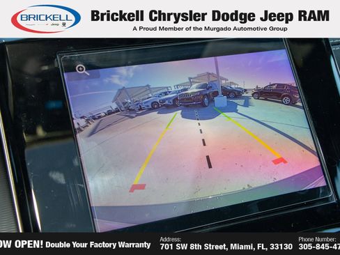 New 2025 Jeep Grand Cherokee L Laredo image 32