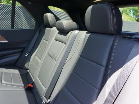 Certified 2026 Mercedes-Benz GLE 350 4MATIC image 50