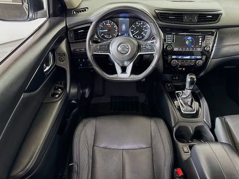 Used 2018 Nissan Rogue SL w/ Premium Package image 21