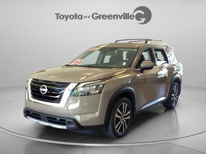Used 2025 Nissan Pathfinder Platinum w/ Cargo Package