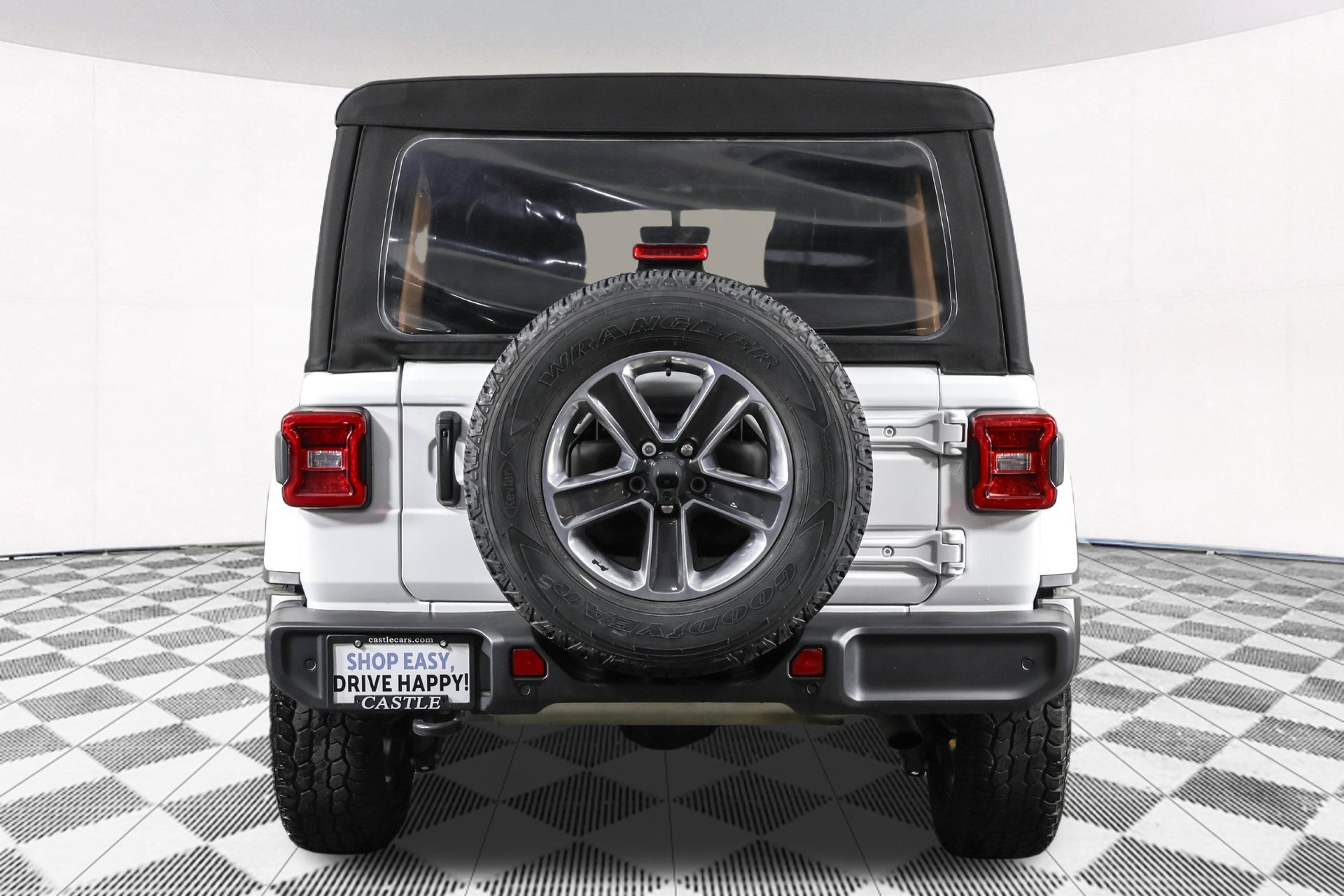 Used 2022 Jeep Wrangler Unlimited Sahara w/ Safety Group AWD/4WD image 19