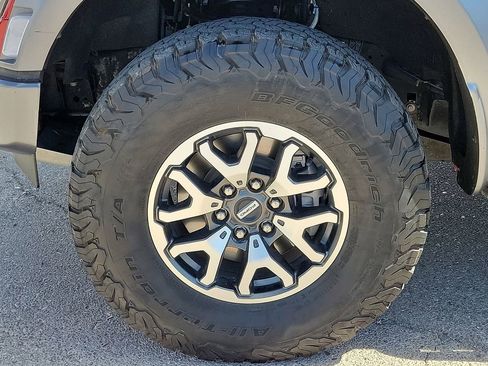 Used 2022 Ford F150 Raptor w/ Equipment Group 801A High AWD/4WD image 14