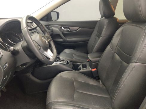 Used 2017 Nissan Rogue SL w/ SL Premium Package FWD image 17