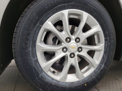 Used 2021 Chevrolet Equinox LT w/ LPO, Cargo Package image 31