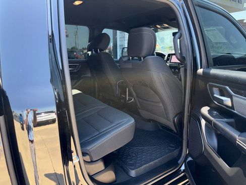 Used 2022 RAM 1500 Lone Star AWD/4WD image 19